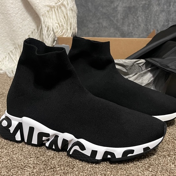 Speed Graffiti Balenciaga size 42 - Picture 1 of 4